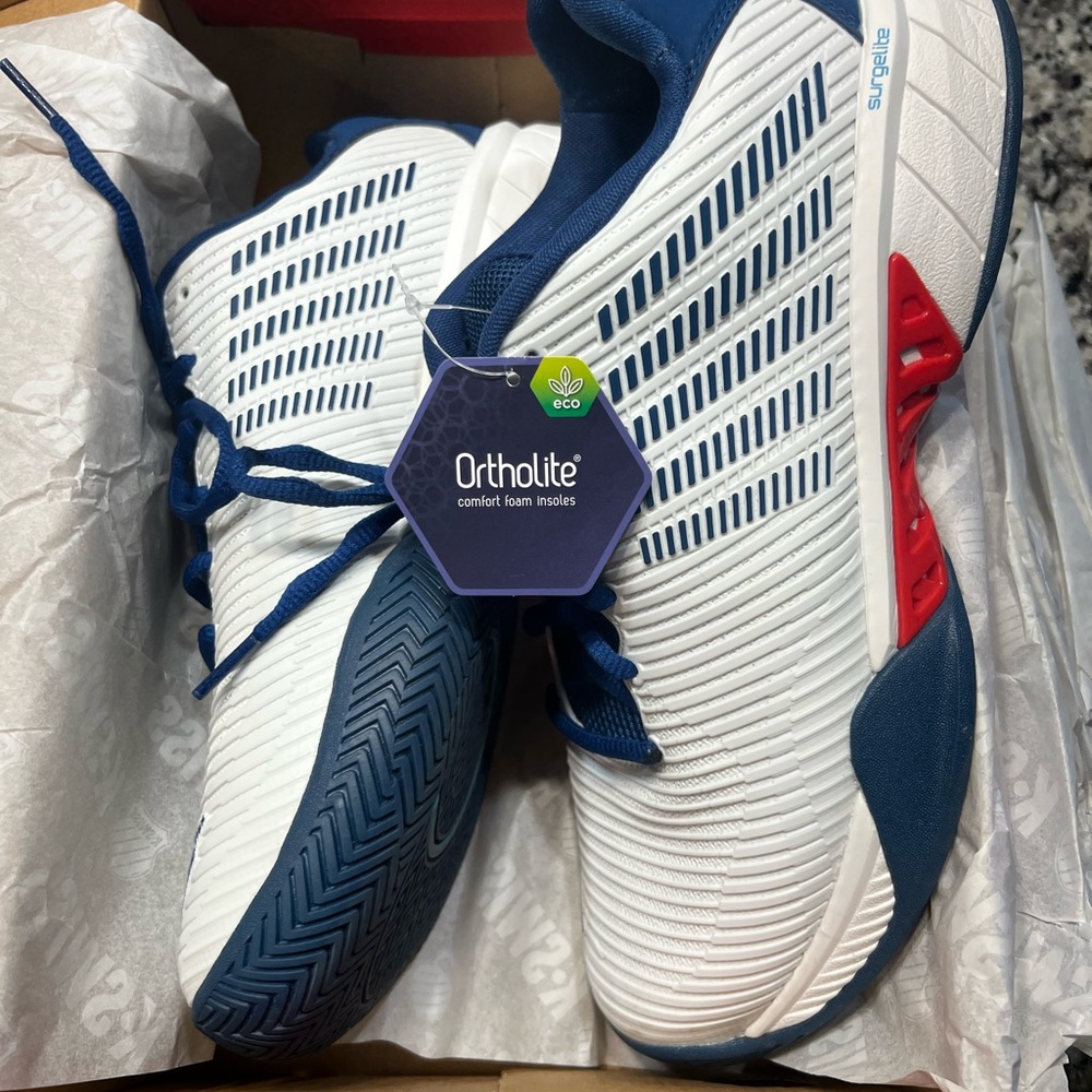 KSwiss mens tennis shoes hypercourt express 2 size 10